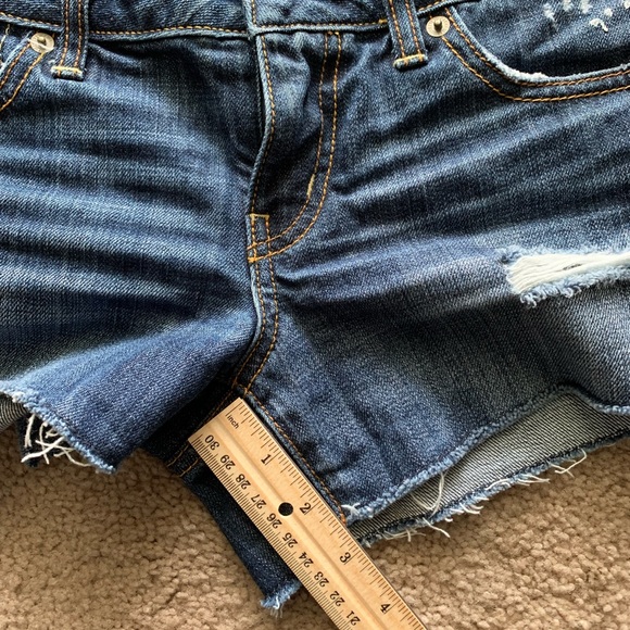 American Eagle 🦅 Shorts - Picture 6 of 7